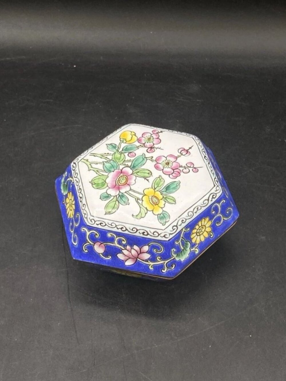 Hexagon Enamel Trinket Box Hand Painted Metal Book Designs Knobler 6 Sides READ - Picture 4 of 12